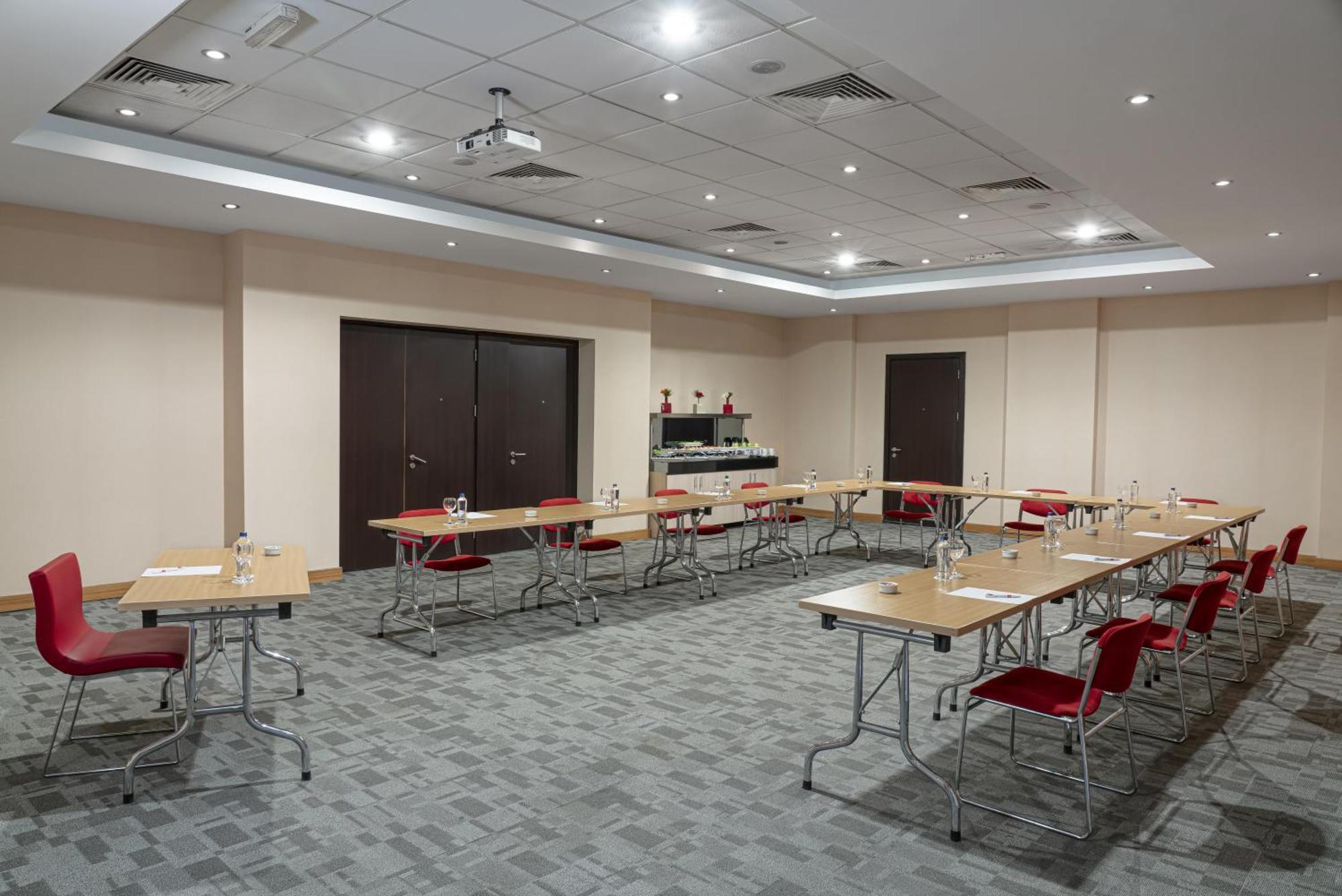 Ibis Eskişehir Eksteriør billede